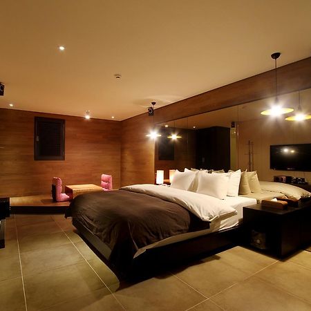 Uijeongbu Latree Hotel Экстерьер фото