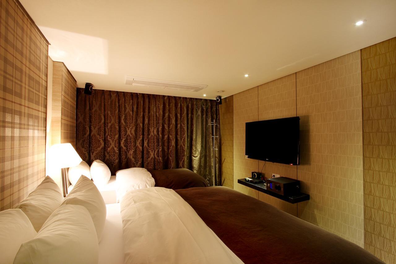 Uijeongbu Latree Hotel Экстерьер фото