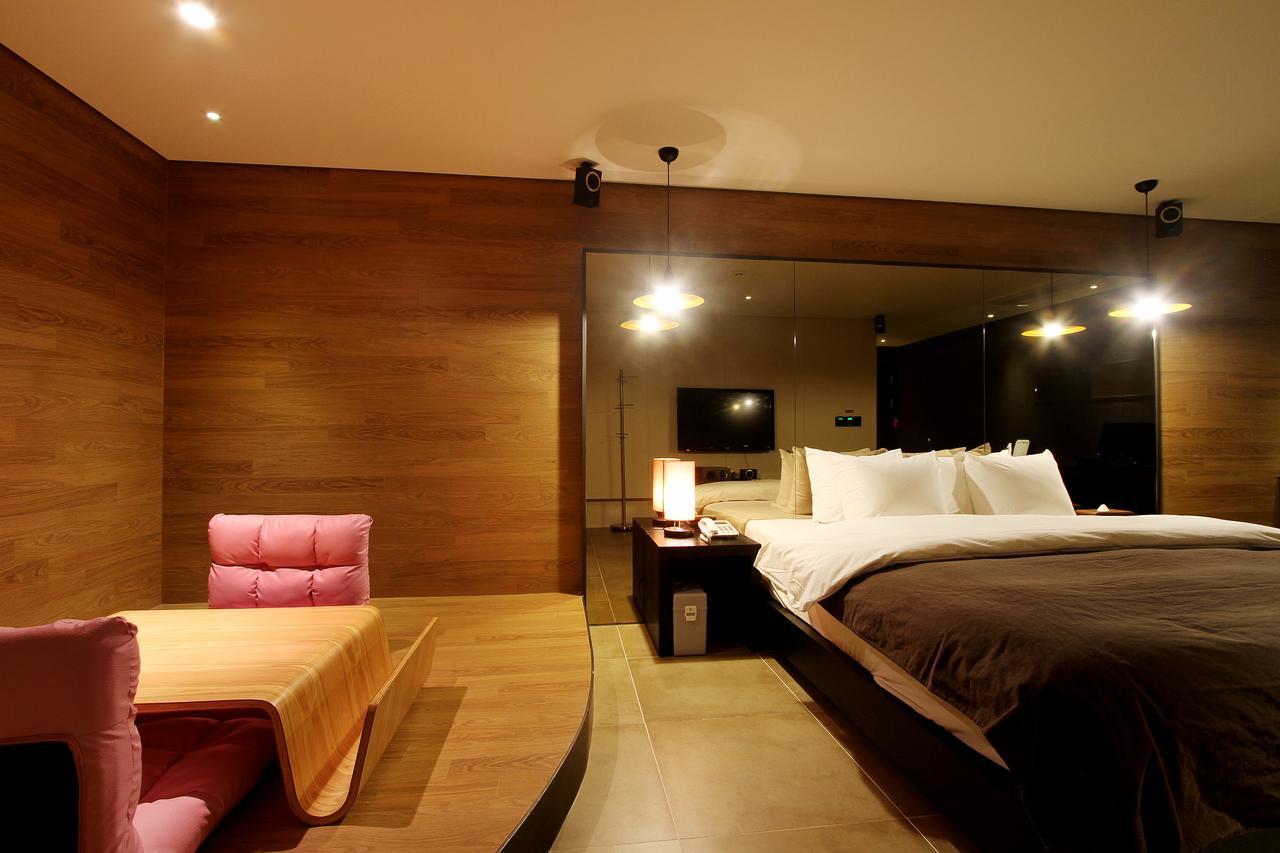 Uijeongbu Latree Hotel Экстерьер фото