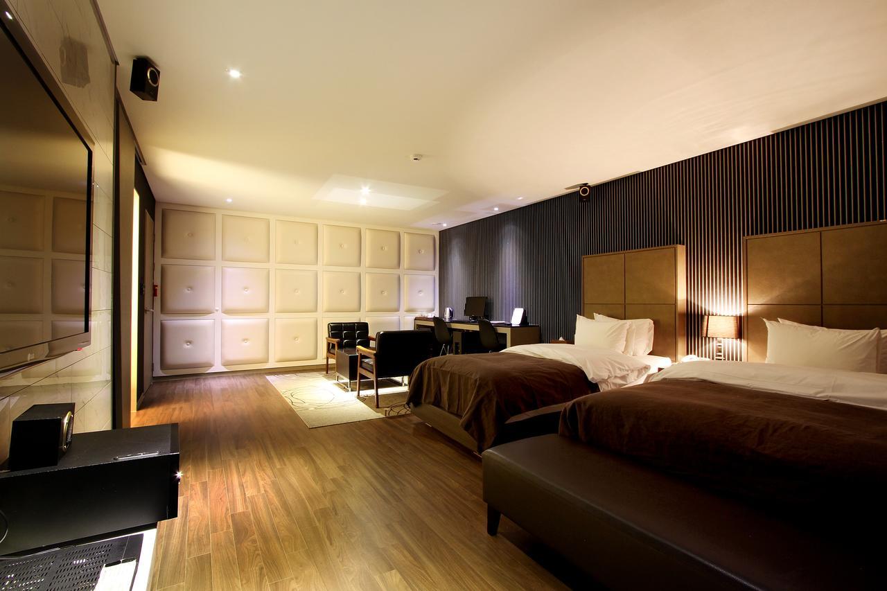 Uijeongbu Latree Hotel Экстерьер фото