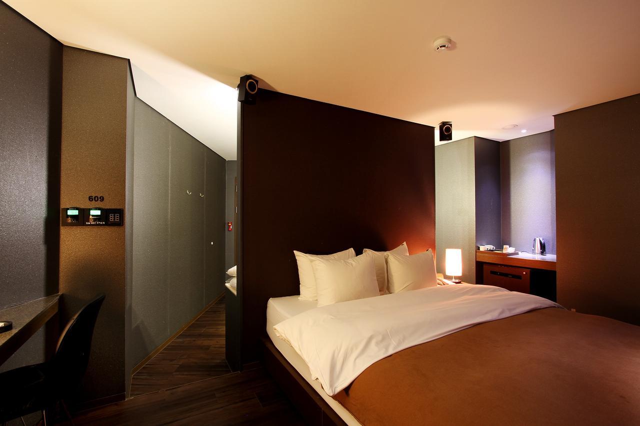 Uijeongbu Latree Hotel Экстерьер фото