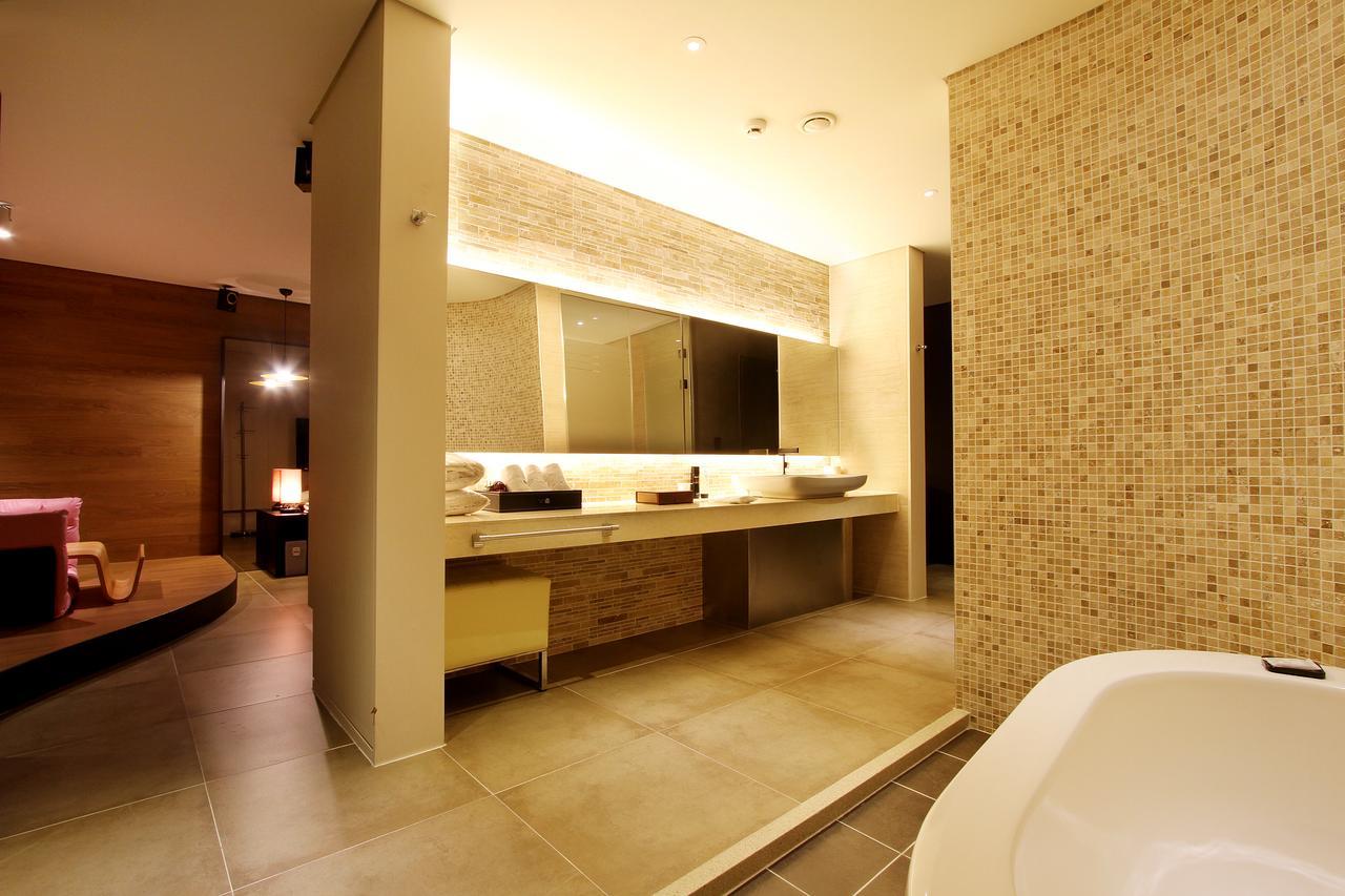 Uijeongbu Latree Hotel Экстерьер фото