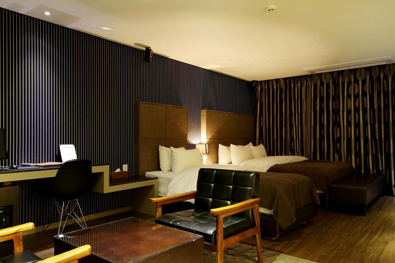 Uijeongbu Latree Hotel Экстерьер фото