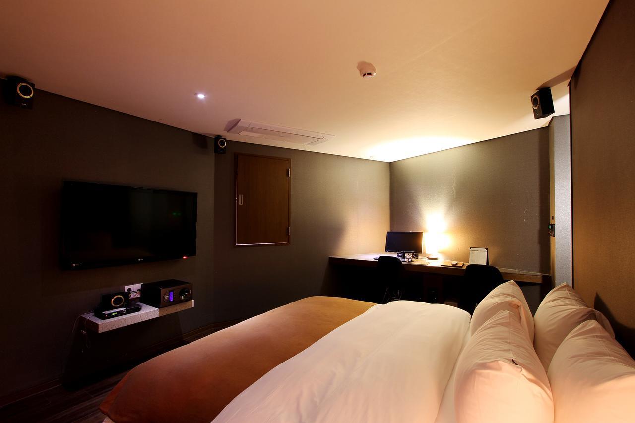 Uijeongbu Latree Hotel Экстерьер фото