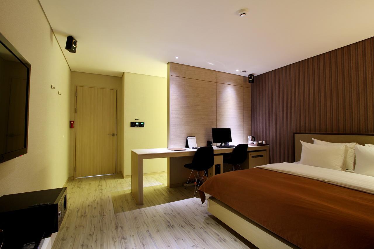 Uijeongbu Latree Hotel Экстерьер фото
