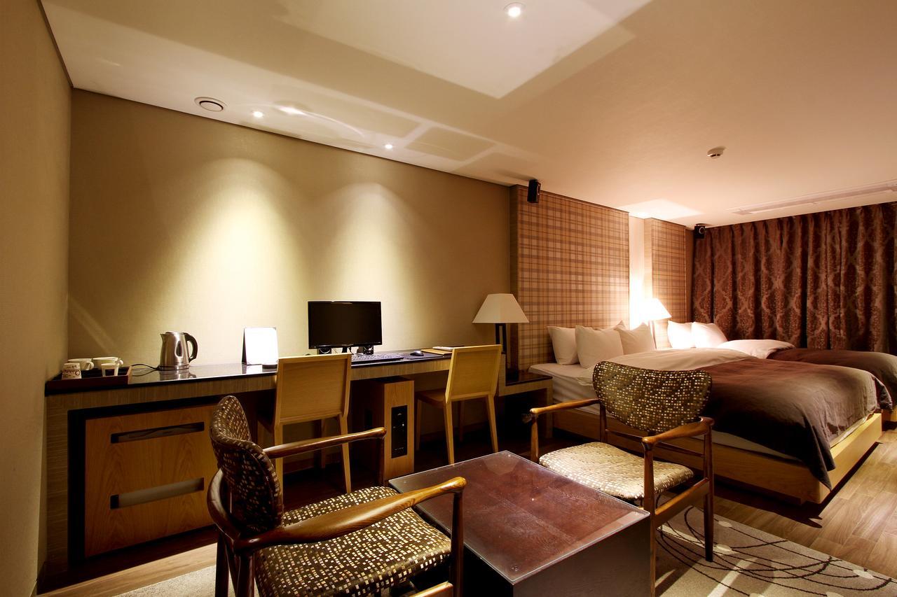 Uijeongbu Latree Hotel Экстерьер фото