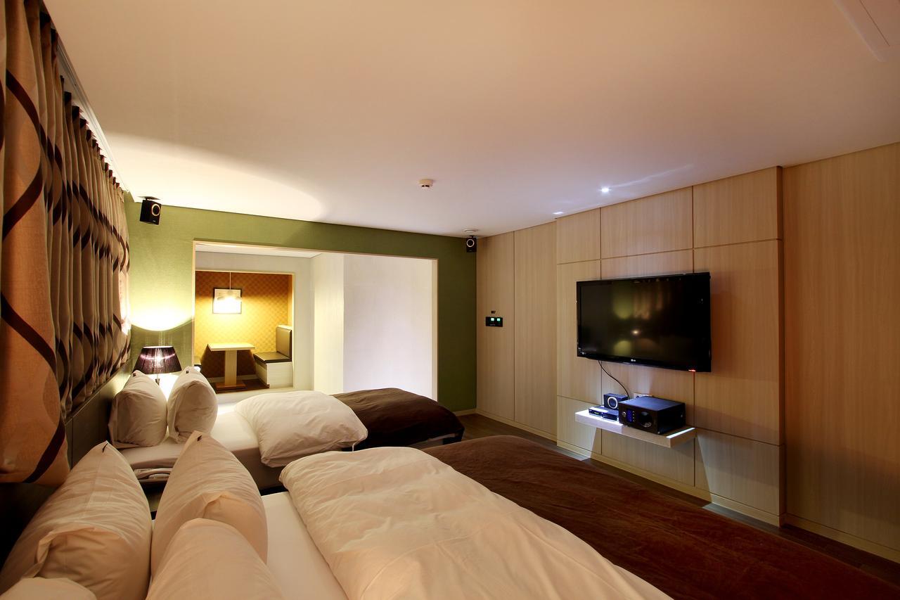 Uijeongbu Latree Hotel Экстерьер фото