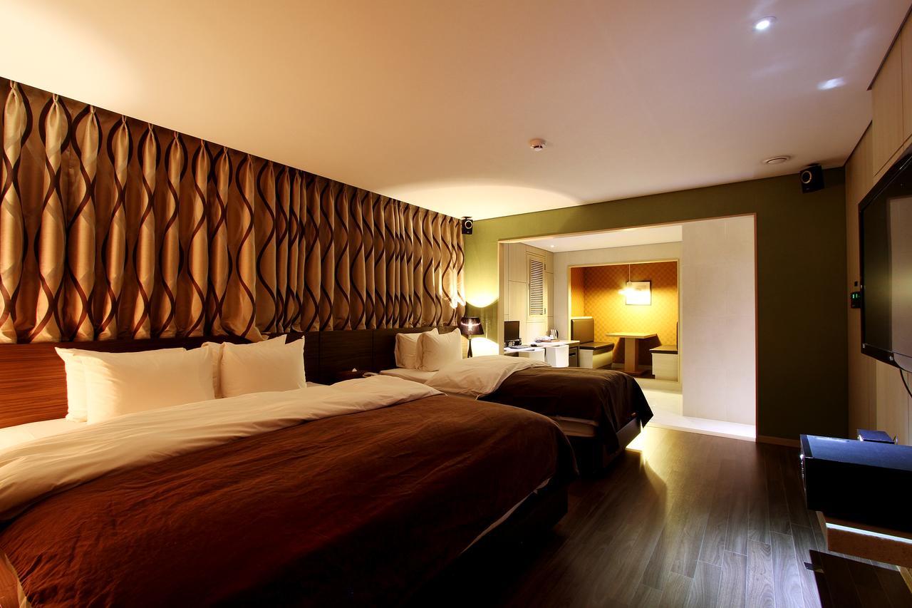 Uijeongbu Latree Hotel Экстерьер фото