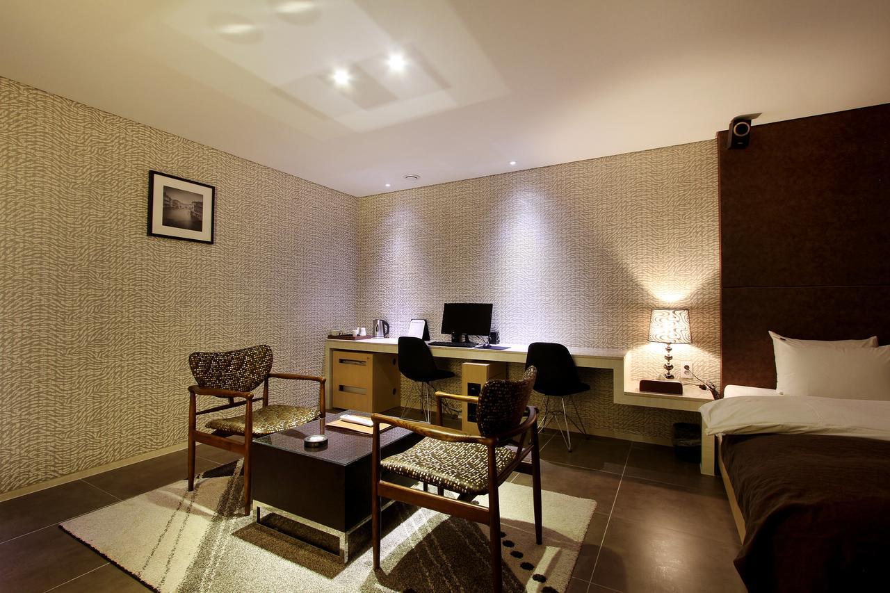 Uijeongbu Latree Hotel Экстерьер фото